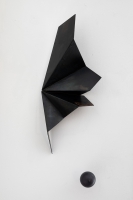 Collective Flame, 2022, patinierter Stahl, 88 x 35 x 16 cm 30_kso2206c.jpg